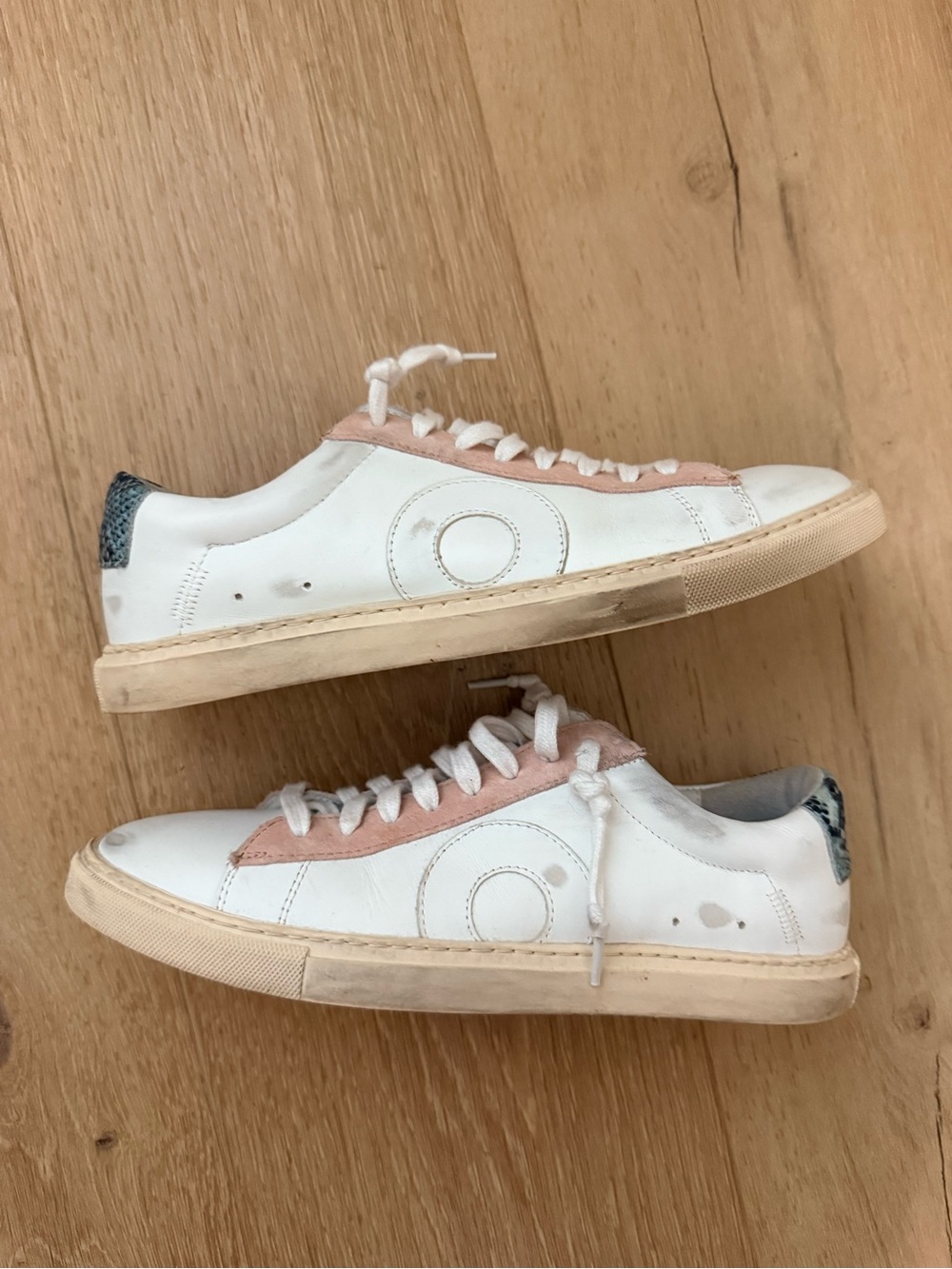 Oliver Cabell White Sneakers with Pink Accent